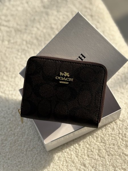 جزدان كوتش بوسع العملات المعدنية والورقية والهوية